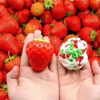 Sweet Strawberry Crackle Squishy